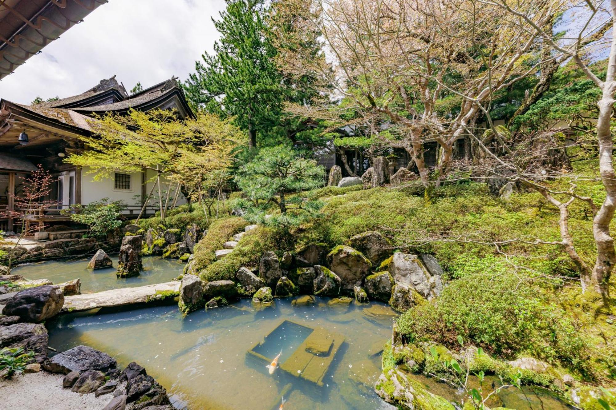 Koyasan Sanadabo Rengejoin 호텔 외부 사진