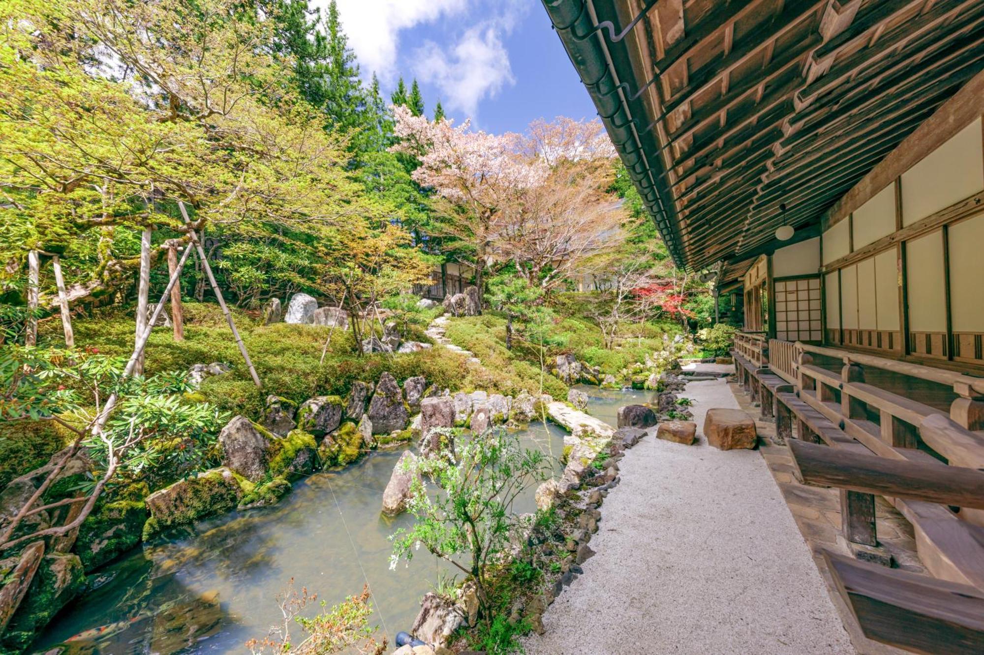 Koyasan Sanadabo Rengejoin 호텔 외부 사진