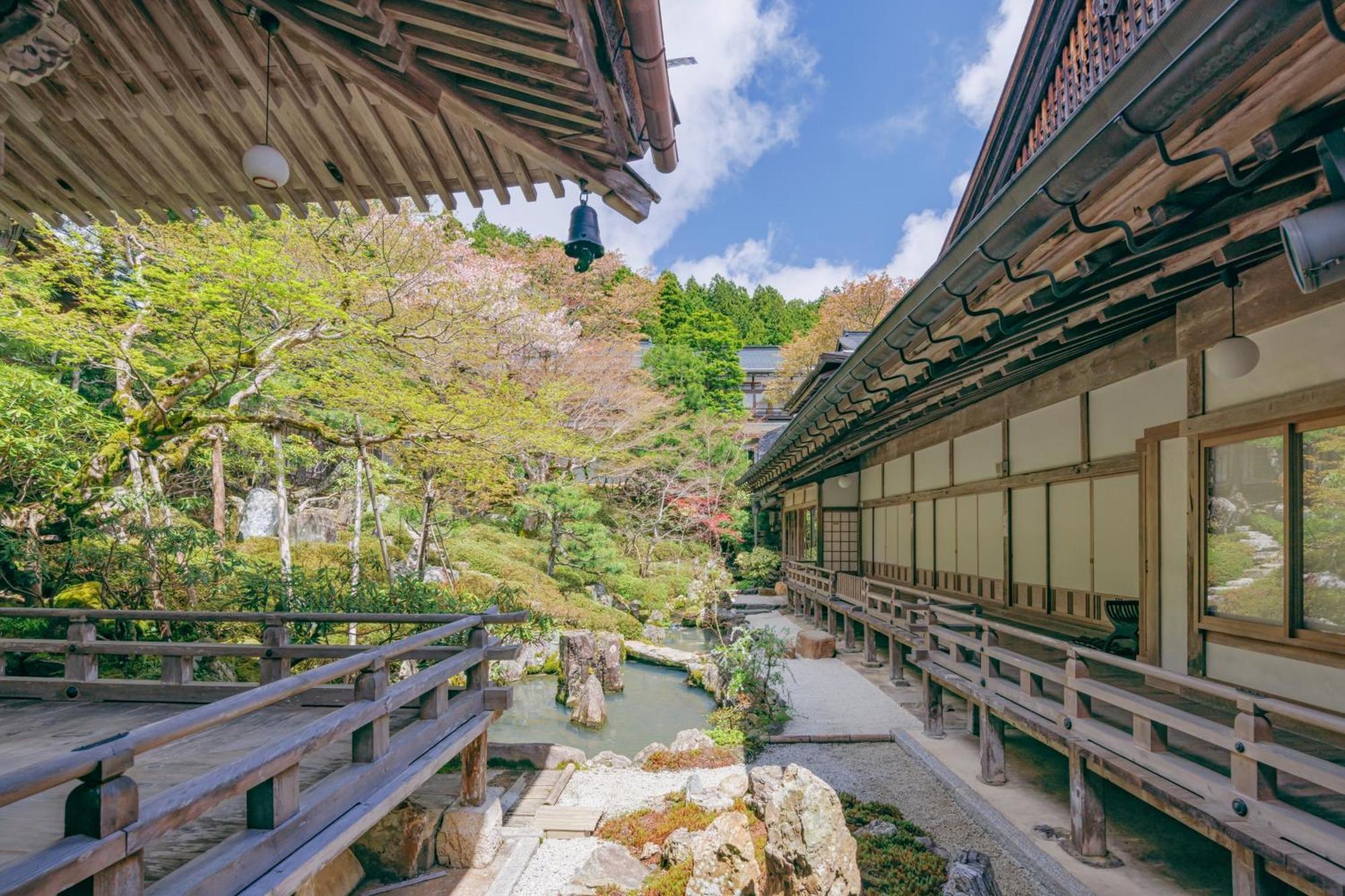 Koyasan Sanadabo Rengejoin 호텔 외부 사진